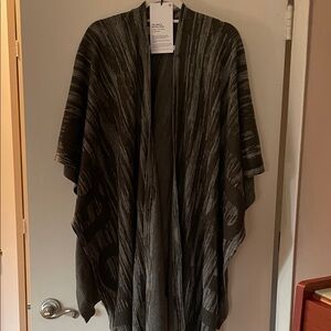 Lululemon Athletica olive green Patterned wrap